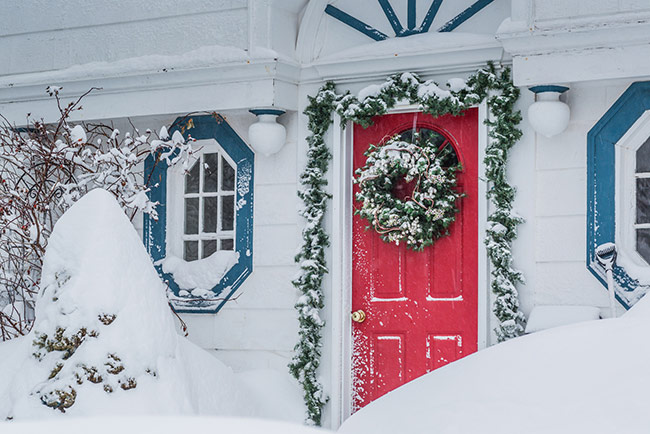 Christmas Decorating Using Amazing Personal Canvas Art