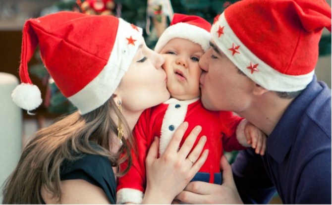 Christmas Photo Ideas - Merry Kissmass