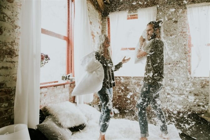 Couple Photos - Funky - Pillow Fight