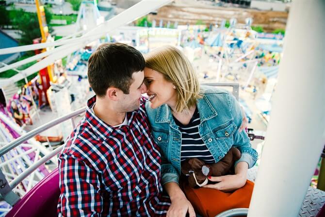 Couple Photos - Romantic - Amusement Park