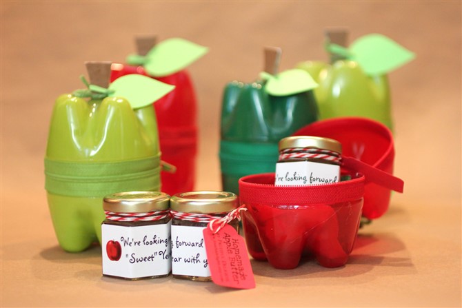 Craft Ideas For Adults - Plastic Apple Containers